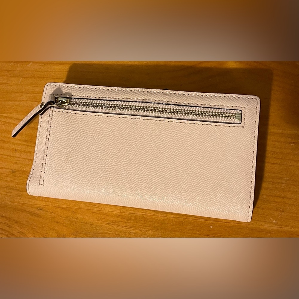Kate Spade Wallet - Picture 2 of 5